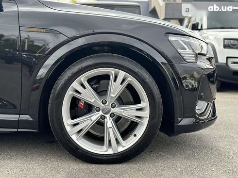 Audi e-tron S 2022 - фото 9