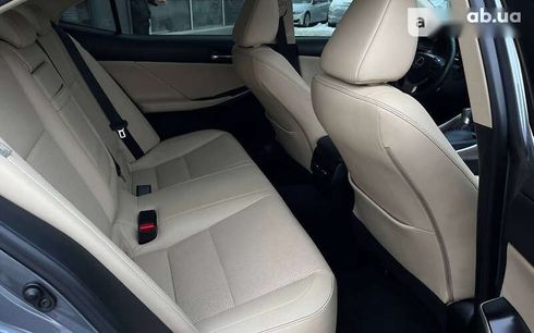 Lexus IS 2013 - фото 25