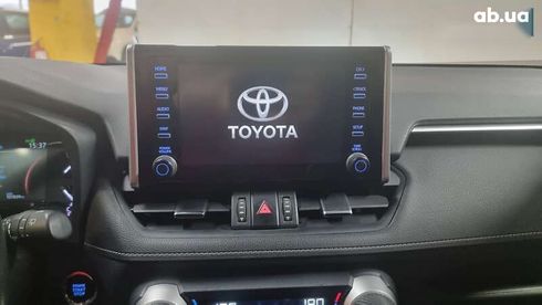 Toyota RAV4 2020 - фото 16
