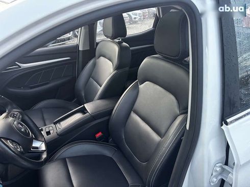 MG ZS EV 2021 - фото 21