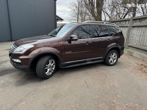 SsangYong Rexton 2014 коричневый - фото 11