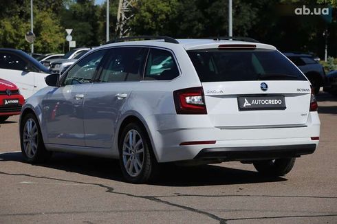 Skoda Octavia 2019 - фото 5