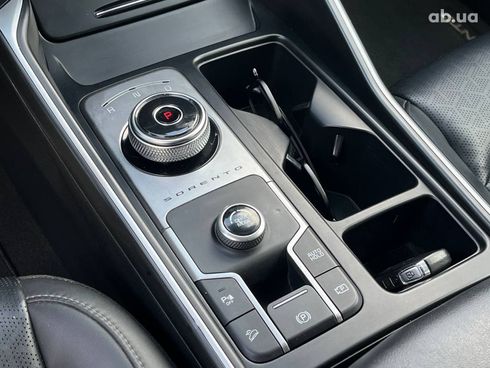 Kia Sorento 2021 черный - фото 10