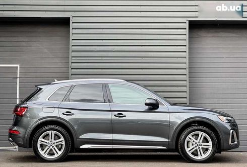 Audi Q5 2021 - фото 11