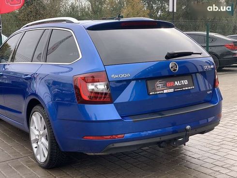 Skoda Octavia 2019 - фото 18