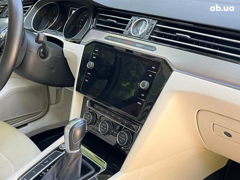 Volkswagen passat b8 2019 черный - фото 100