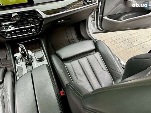 BMW 5 серия 2019 - фото 30