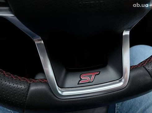 Ford Explorer 2019 - фото 25