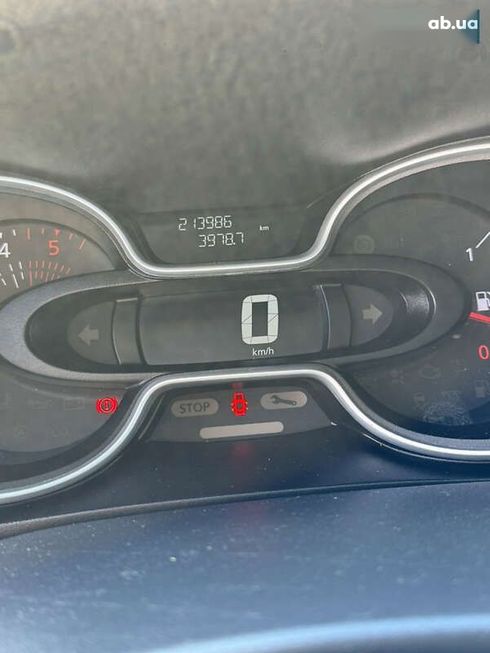Renault Trafic 2020 - фото 18