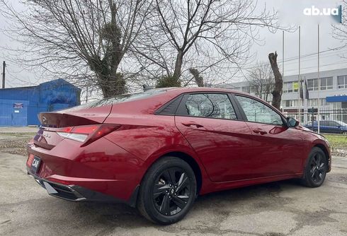 Hyundai Elantra 2023 - фото 4