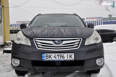 Subaru Outback 2010 - фото 4
