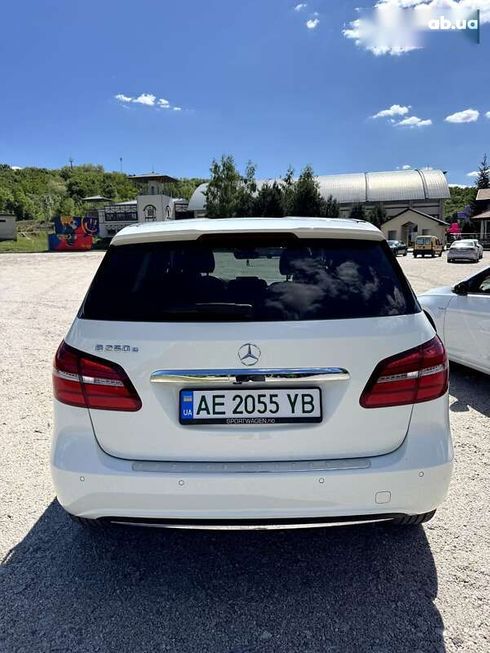 Mercedes-Benz B-Класс 2015 - фото 3