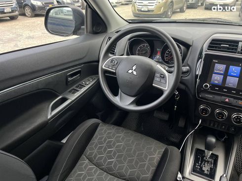 Mitsubishi RVR 2021 черный - фото 16
