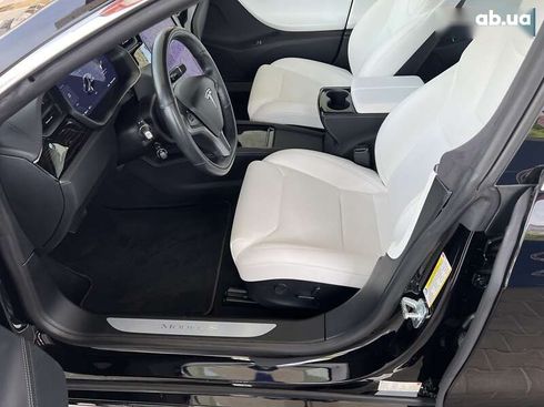 Tesla Model S 2019 - фото 14