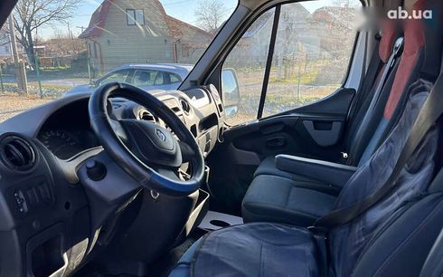 Renault Master 2017 - фото 11