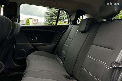 Renault Megane 2015 - фото 21
