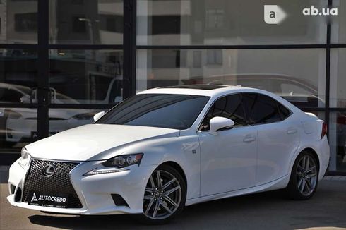 Lexus IS 2016 - фото 3