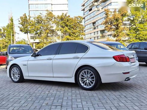 BMW 5 серия 2014 - фото 6