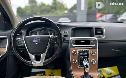 Volvo S60 2015 - фото 15