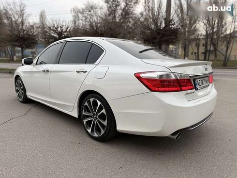 Honda Accord 2013 - фото 13