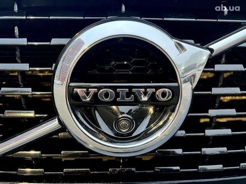 Volvo XC60 2018 - фото 12