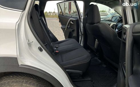 Toyota RAV4 2018 - фото 29