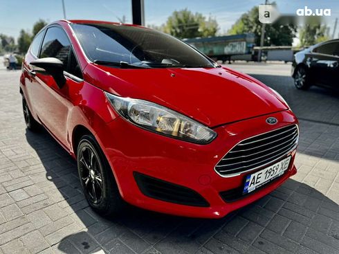 Ford Fiesta 2013 - фото 8