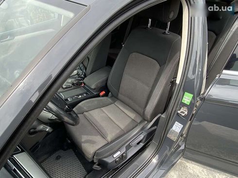 Volkswagen Passat 2017 - фото 10