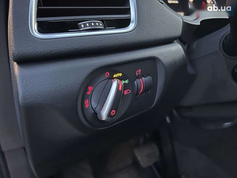 Audi Q3 2017 - фото 22