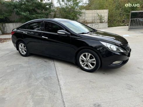 Hyundai Sonata 2010 черный - фото 14