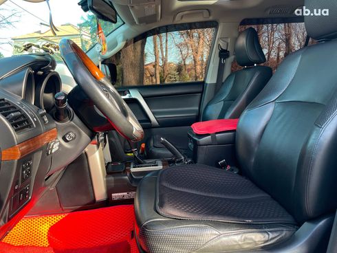 Toyota land cruiser prado 150 2012 черный - фото 16