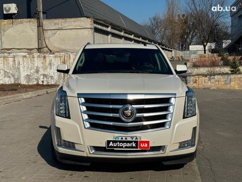 Cadillac Escalade 2014 белый - фото 4