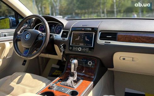 Volkswagen Touareg 2012 - фото 20