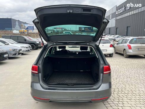 Volkswagen passat b8 2015 серый - фото 41