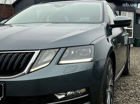 Skoda Octavia 2020 - фото 11