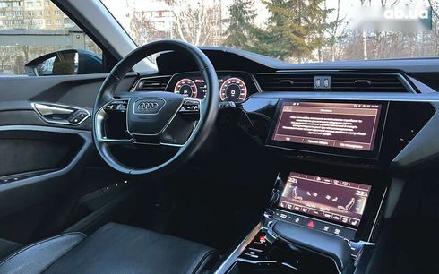 Audi E-Tron 2021 - фото 14