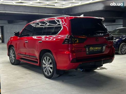Lexus LX 2017 - фото 4