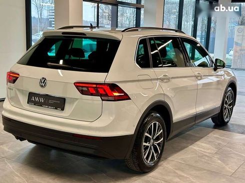 Volkswagen Tiguan 2019 - фото 12