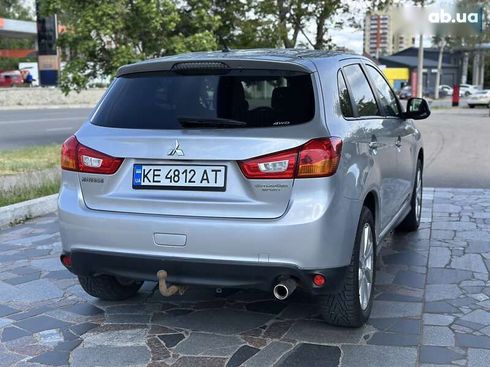 Mitsubishi Outlander 2015 - фото 26