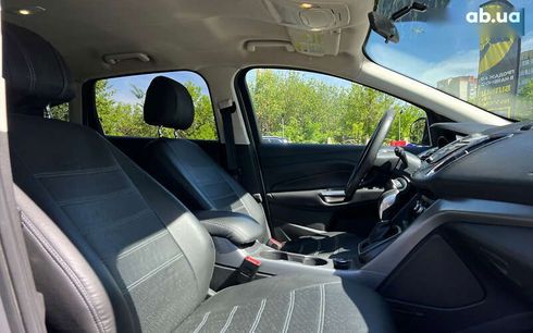 Ford Escape 2016 - фото 9