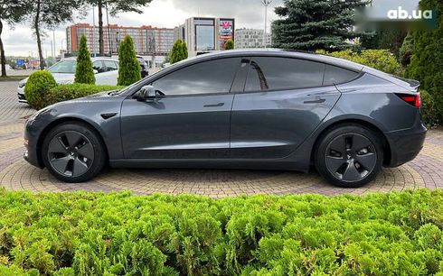 Tesla Model 3 2022 - фото 4
