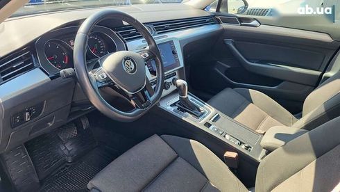 Volkswagen Passat 2018 - фото 29