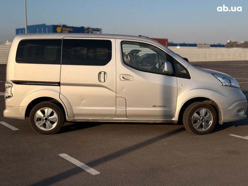 Nissan e-NV200 2014 серый - фото 18