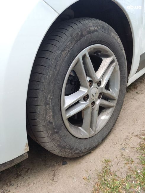 Renault Scenic 2012 - фото 10