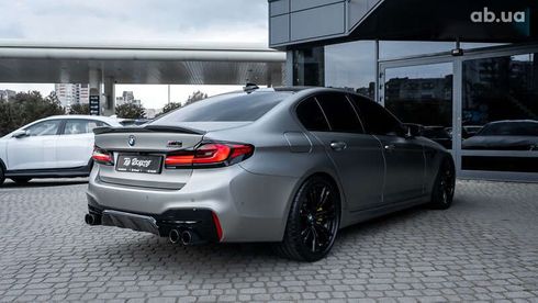 BMW M5 2018 - фото 18