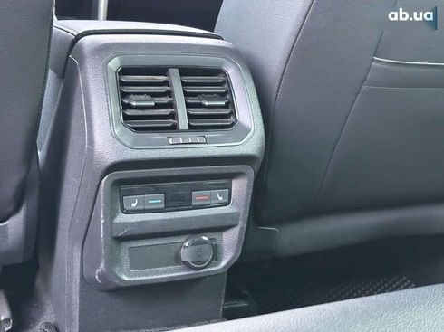 Volkswagen Tiguan 2021 - фото 29
