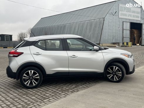 Nissan Kicks 2020 серый - фото 12