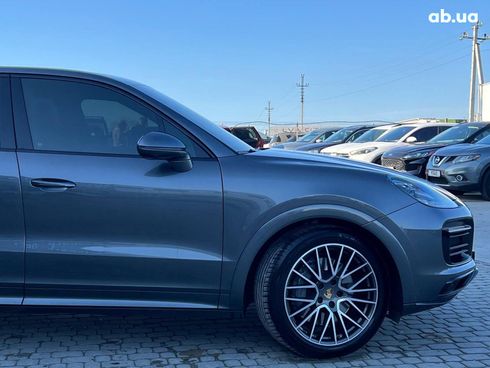 Porsche Cayenne 2019 серый - фото 12