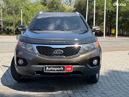 Kia Sorento 2010 коричневый - фото 8