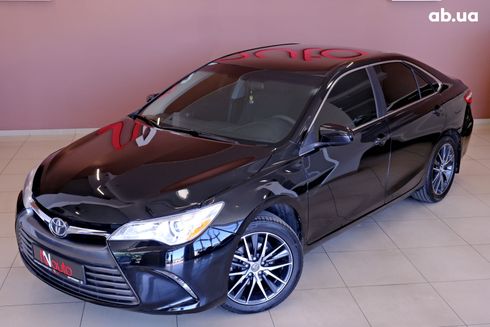 Toyota Camry 2018 черный - фото 2